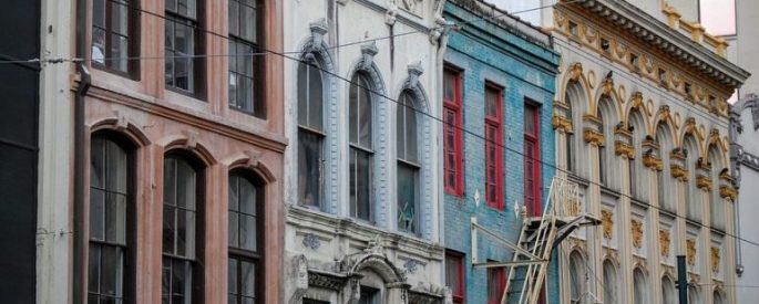 colorful buildings side by side in New Orleans