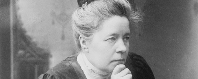 Selma Lagerlöf seated